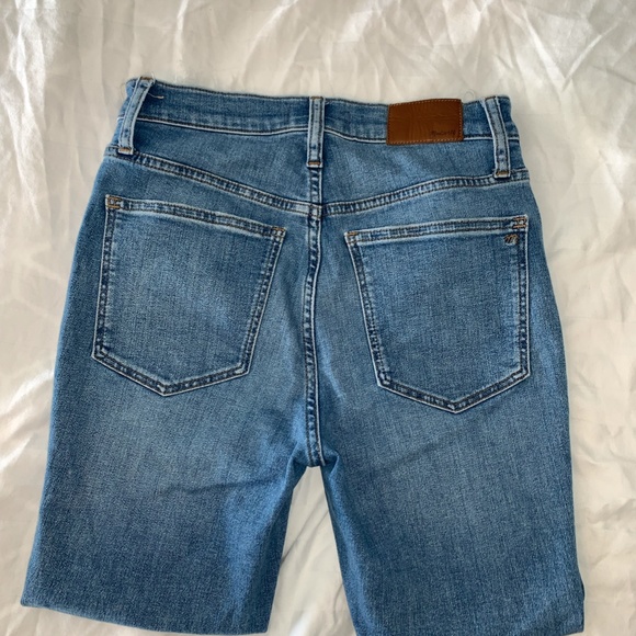 Madewell Light Wash Skinny Jean - Picture 3 of 5